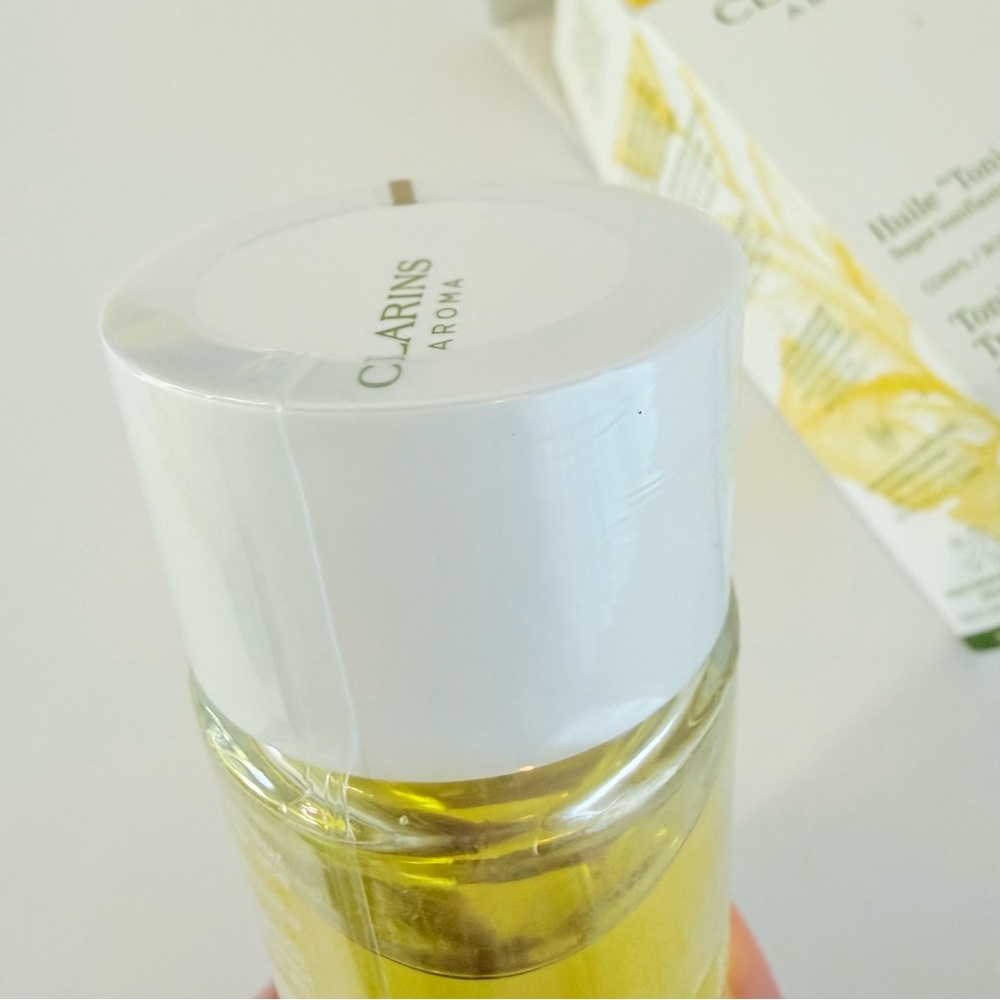 CLARINS TONIC TREATMENT BODY OIL - Picture 7 of 7